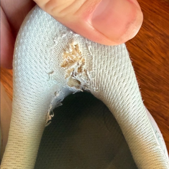 Hoka One One Mach women’s size 8.5 - Picture 6 of 9